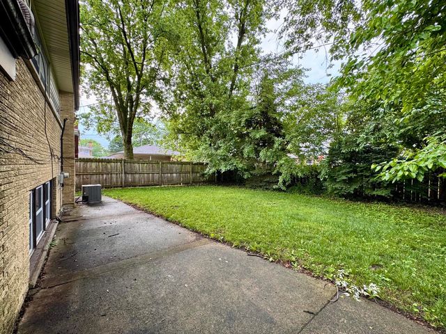 110 Judith Lane, Chicago Heights, IL 60411