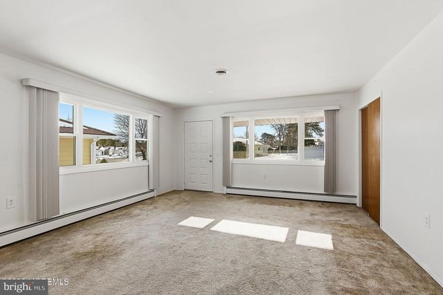 419 COSTA MESA DR, Toms River, NJ 08757