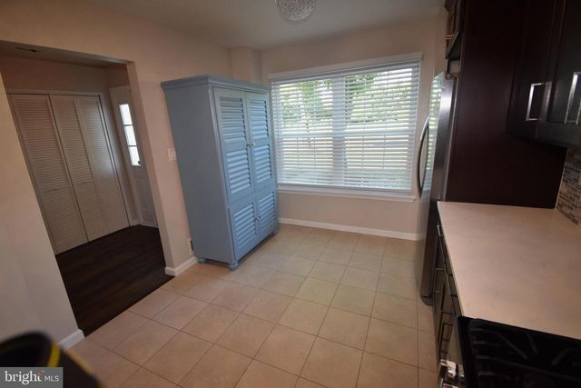 604 LINDSLEY CT, Burlington Township, NJ 08016