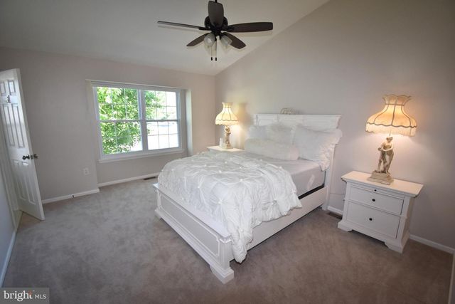 604 LINDSLEY CT, Burlington Township, NJ 08016