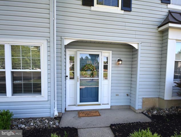 604 LINDSLEY CT, Burlington Township, NJ 08016