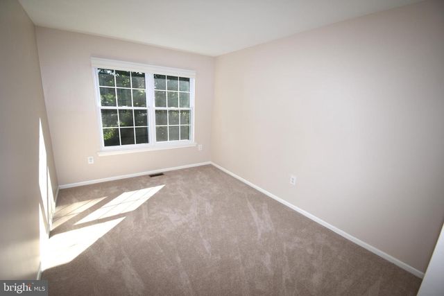 604 LINDSLEY CT, Burlington Township, NJ 08016