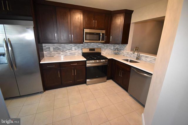 604 LINDSLEY CT, Burlington Township, NJ 08016