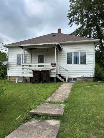 215 W Clay Street, Osceola, IA 50213