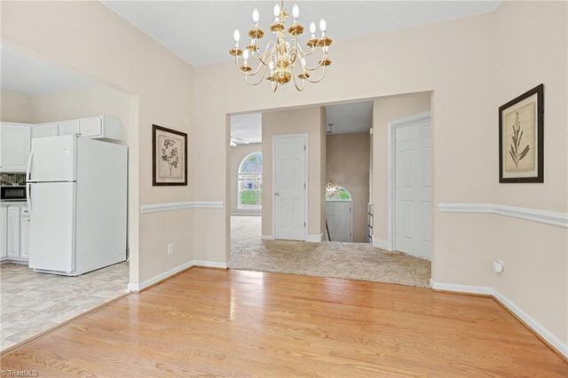 4990 Fiddlers Run Drive, Kernersville, NC 27284