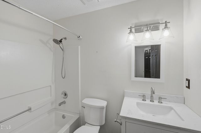 336 Thornwood Lane, Youngsville, NC 27596