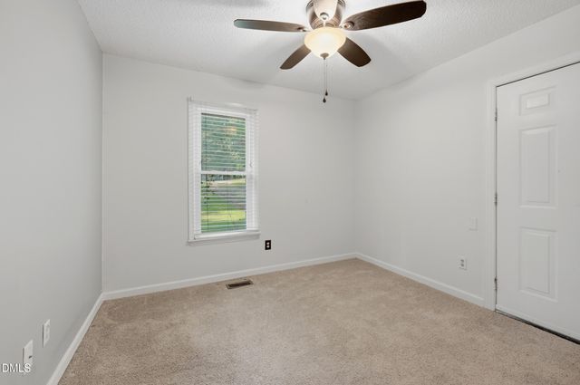 336 Thornwood Lane, Youngsville, NC 27596