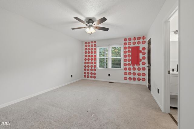 336 Thornwood Lane, Youngsville, NC 27596