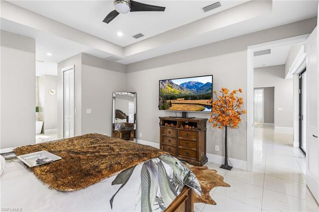 2300 NW 23rd AVE, Cape Coral, FL 33993