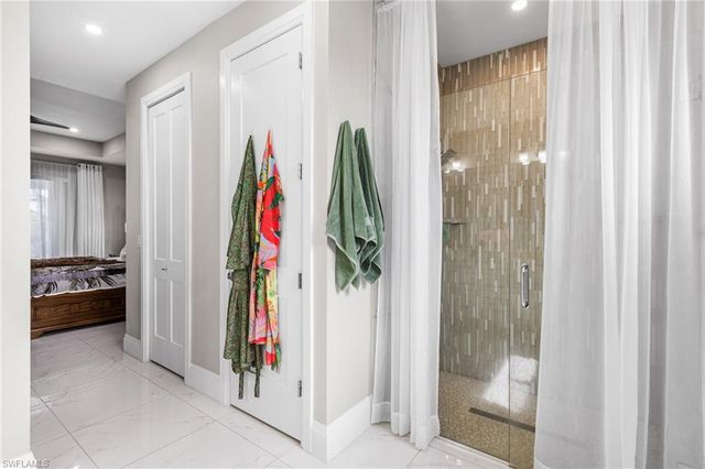 2300 NW 23rd AVE, Cape Coral, FL 33993