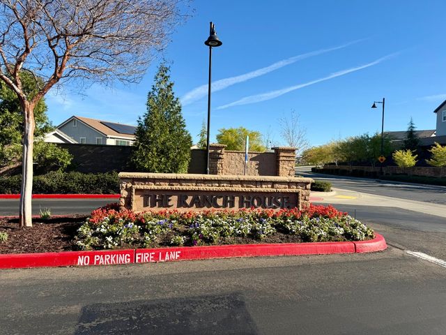 2064 Camp Whitney Cir, Rocklin, CA 95765