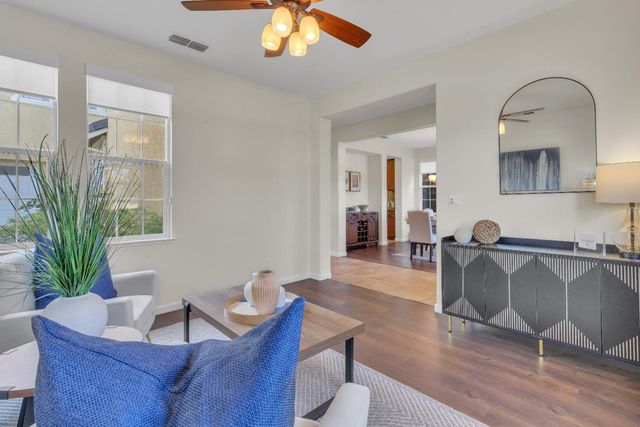 2064 Camp Whitney Cir, Rocklin, CA 95765