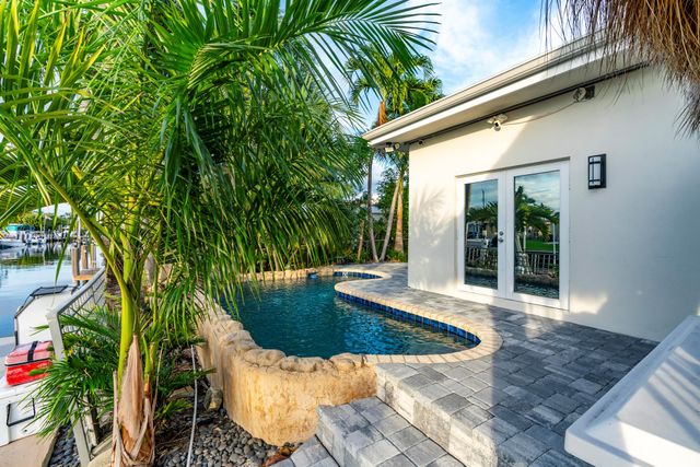 851 SE 5th Avenue, Pompano Beach, FL 33060