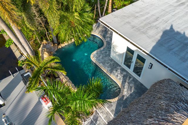 851 SE 5th Avenue, Pompano Beach, FL 33060