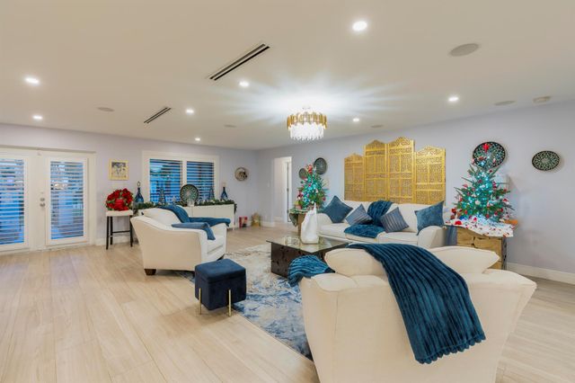 851 SE 5th Avenue, Pompano Beach, FL 33060