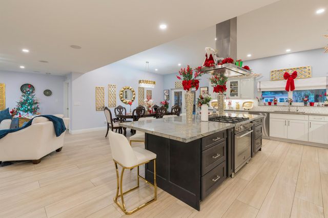 851 SE 5th Avenue, Pompano Beach, FL 33060