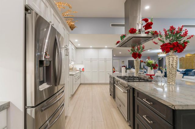 851 SE 5th Avenue, Pompano Beach, FL 33060