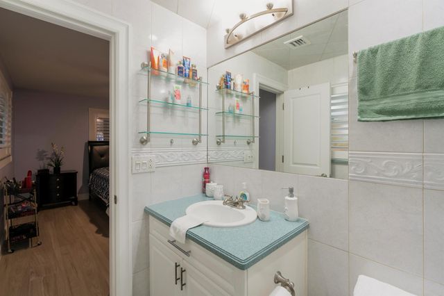 851 SE 5th Avenue, Pompano Beach, FL 33060