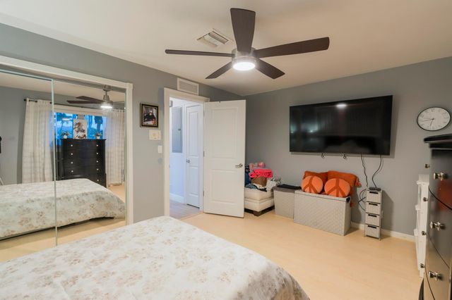 851 SE 5th Avenue, Pompano Beach, FL 33060