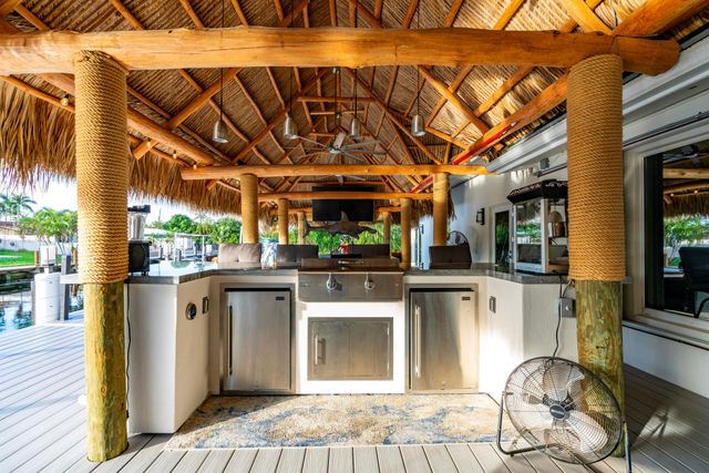 851 SE 5th Avenue, Pompano Beach, FL 33060