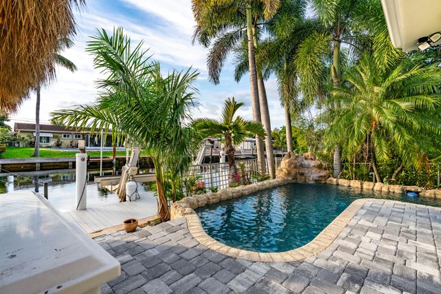 851 SE 5th Avenue, Pompano Beach, FL 33060