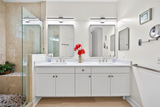 8251 Southern Hills CT 203, Estero, FL 33928