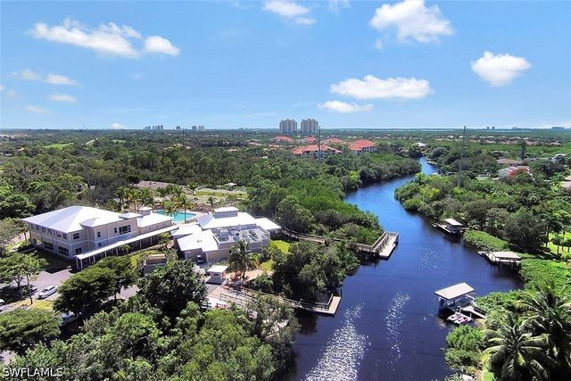 8251 Southern Hills CT 203, Estero, FL 33928