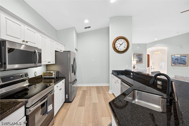 8251 Southern Hills CT 203, Estero, FL 33928