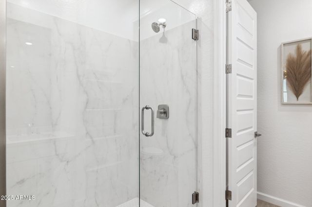 9845 S 11th Place, Phoenix, AZ 85042