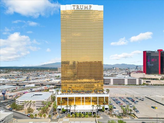 2000 North Fashion Show Drive 1906, Las Vegas, NV 89109