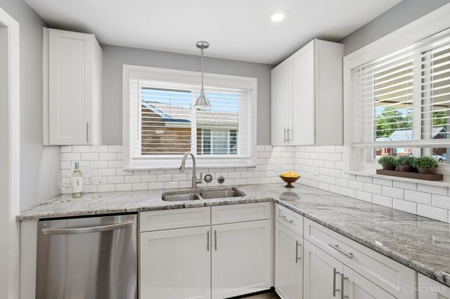 7824 Colton Lane, Deer Park, OH 45236