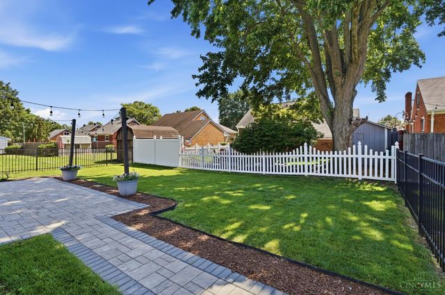 7824 Colton Lane, Deer Park, OH 45236