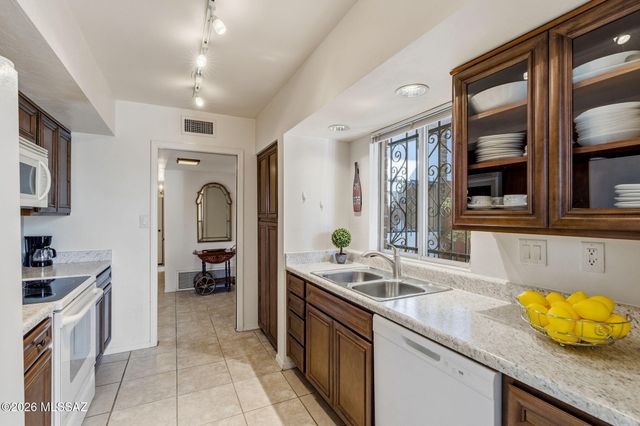 3940 E Timrod St Unit 127, Tucson, AZ 85711