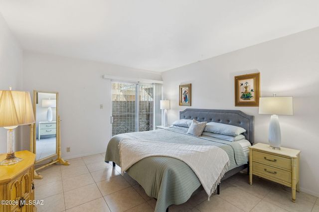 3940 E Timrod St Unit 127, Tucson, AZ 85711