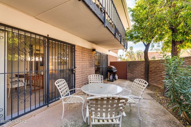 3940 E Timrod St Unit 127, Tucson, AZ 85711