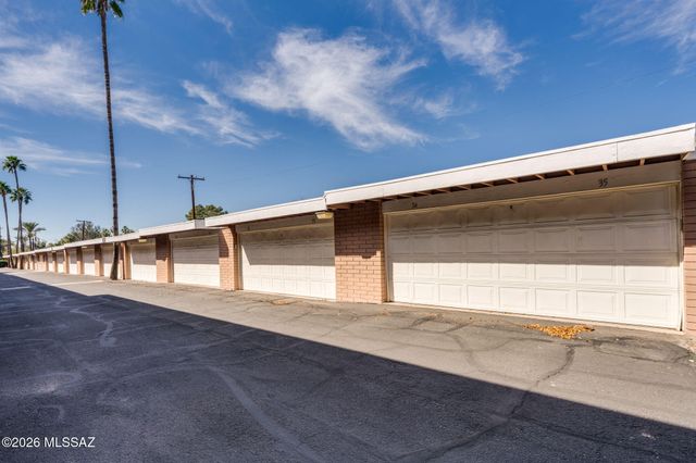 3940 E Timrod St Unit 127, Tucson, AZ 85711