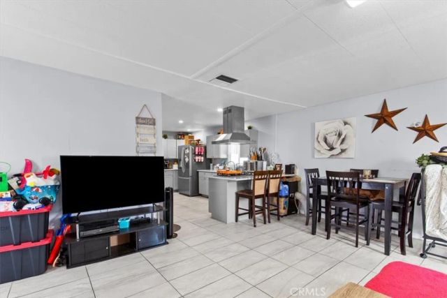 9080 Bloomfield 29, Cypress, CA 90630