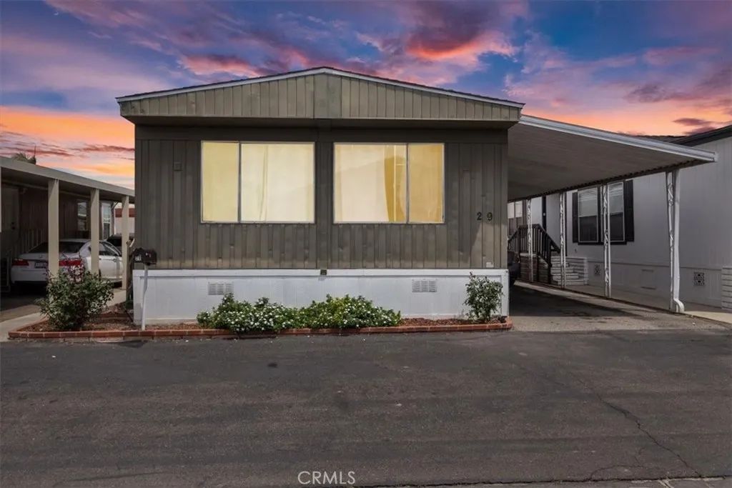 9080 Bloomfield 29, Cypress, CA 90630