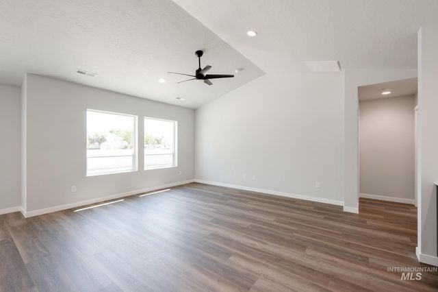 17676 N Boone Peak Ave, Nampa, ID 83687