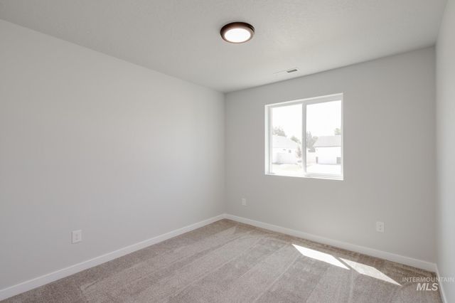 17676 N Boone Peak Ave, Nampa, ID 83687