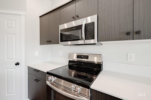 17676 N Boone Peak Ave, Nampa, ID 83687