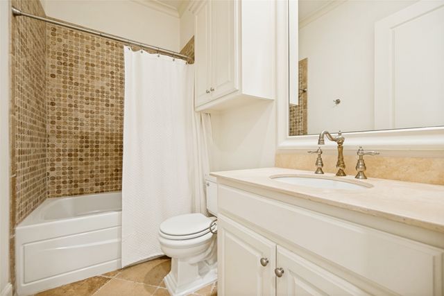 3614 Edgewater Street, Dallas, TX 75205