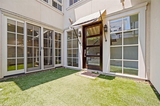3614 Edgewater Street, Dallas, TX 75205