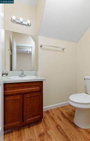 4239 Clay Creek Way, Sacramento, CA 95838