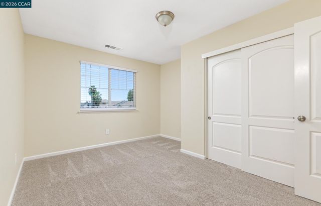 4239 Clay Creek Way, Sacramento, CA 95838