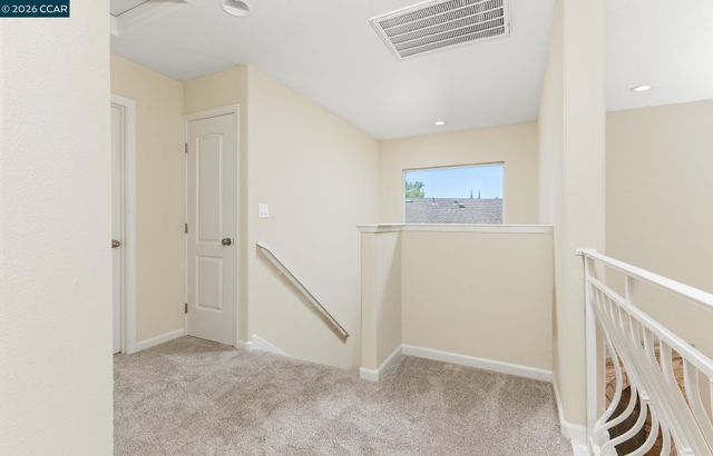 4239 Clay Creek Way, Sacramento, CA 95838