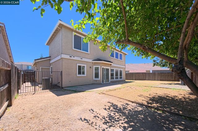 4239 Clay Creek Way, Sacramento, CA 95838