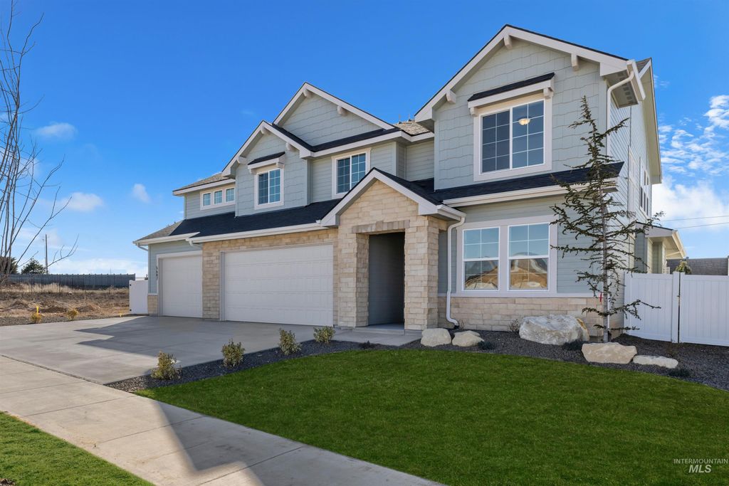 5687 S Snowden Ave, Meridian, ID 83642