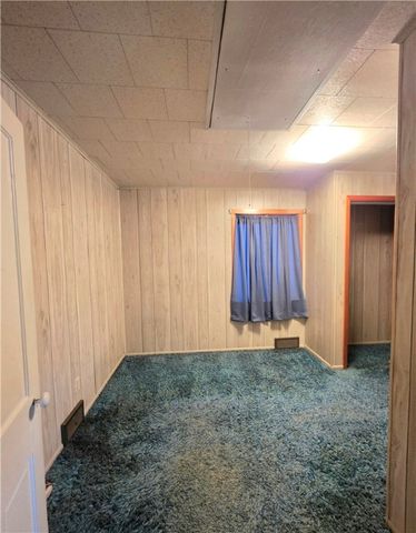 63 W Main St 73, Cowanshanock Twp, PA 16263