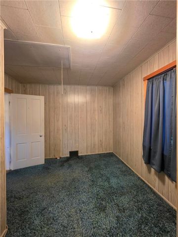 63 W Main St 73, Cowanshanock Twp, PA 16263